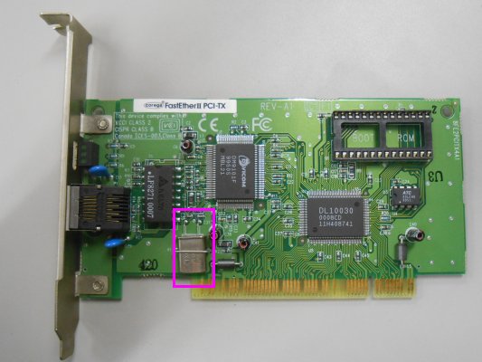 10Base-T/100Base-TX対応のLANカードの水晶発信器