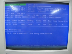 memtest86+の検査の結果、正常だった